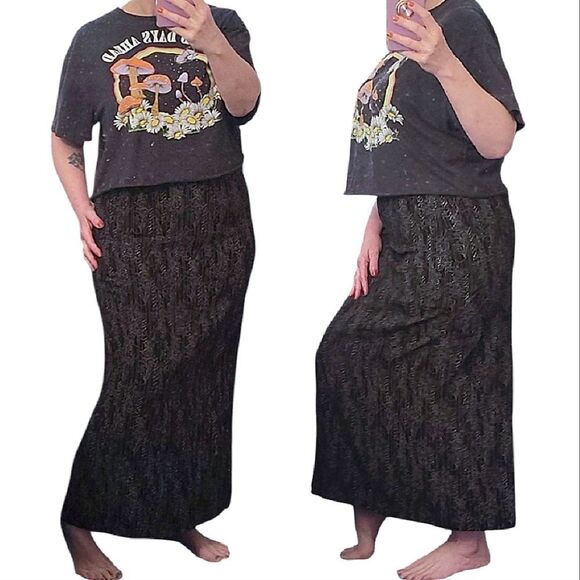 VTG Black Floral Textured Whimsigoth Straight Midi Skirt with Back Slit Large - Picture 4 of 8